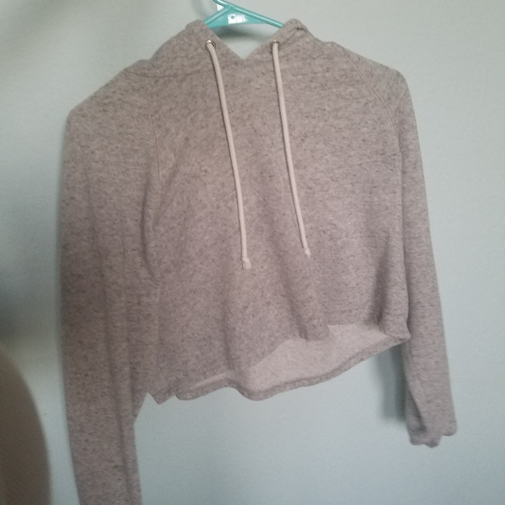 comfy gray cropped pullover sweater w/fuzzy inside